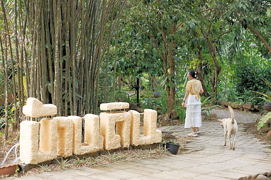 Baandin Chiewlarn Resort
