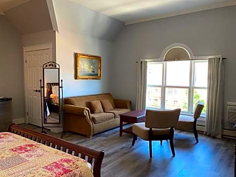 Superior Family Room