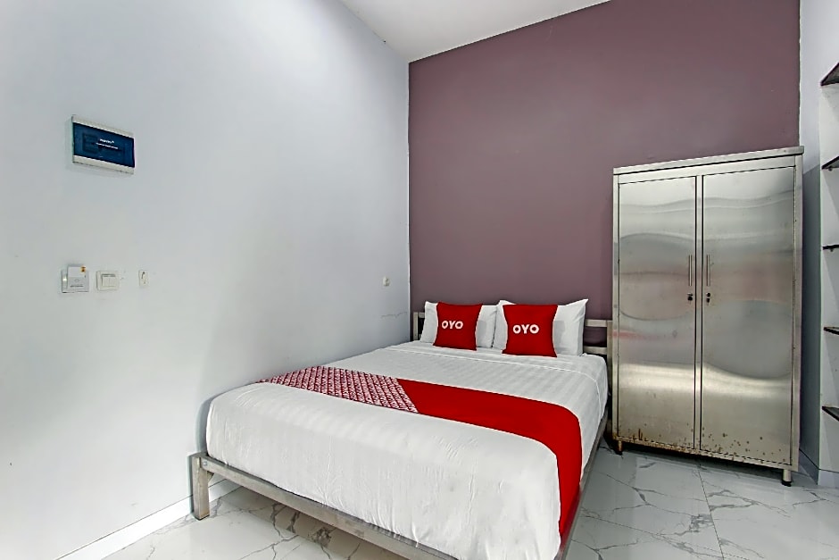 Capital O 91665 D'prof Exclusive Guesthouse