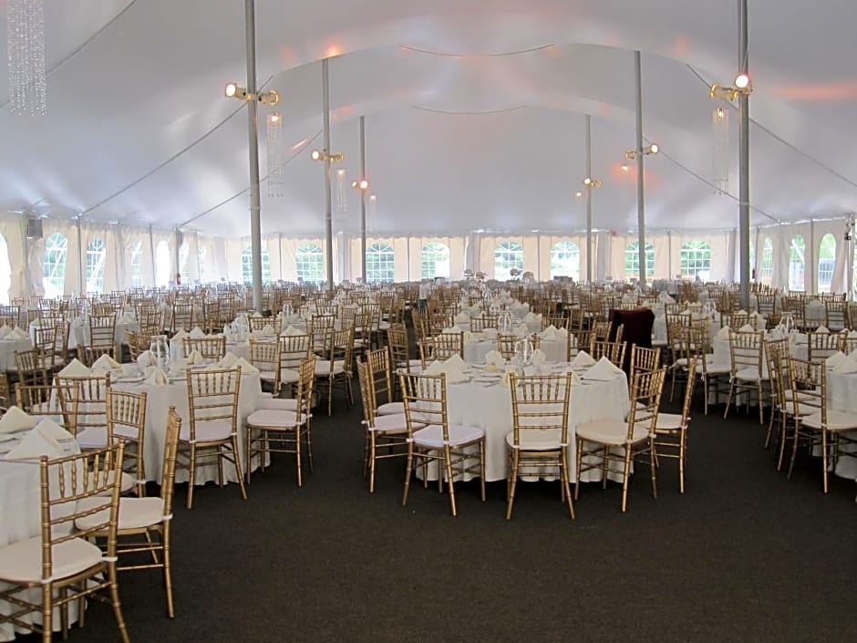 Crowne Plaza Providence-Warwick (Airport) by IHG