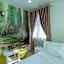 Ken's Backpackers Hotel