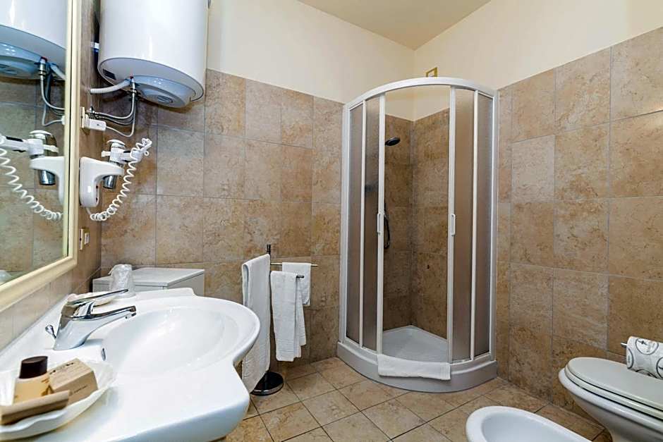 Regina Elena Apartments