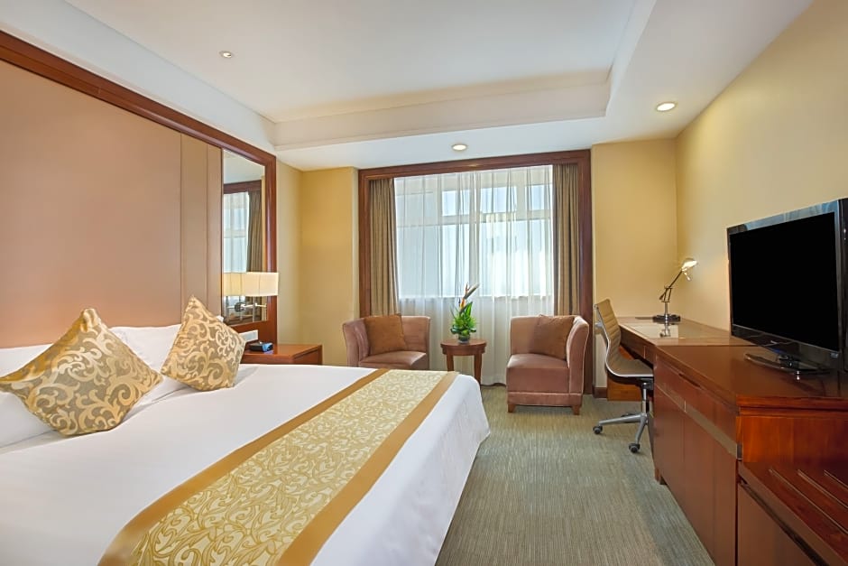 Crowne Plaza Nanjing Hotel & Suites