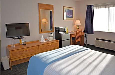 Americas Best Value Inn-Tahquamenon Country