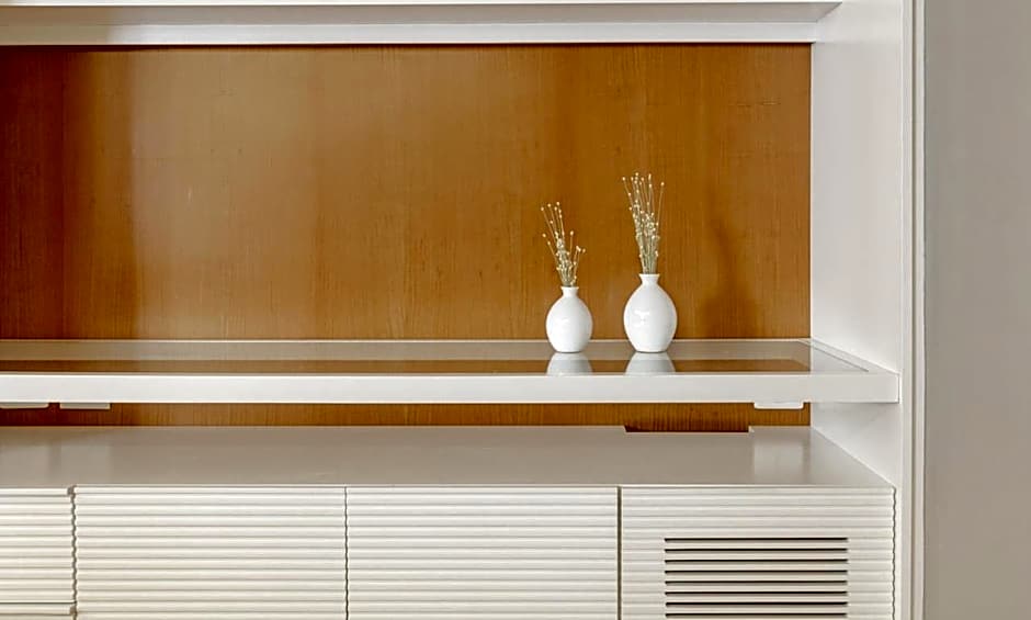 Tabas Maravilhoso apê 3 quartos Leblon LB0035