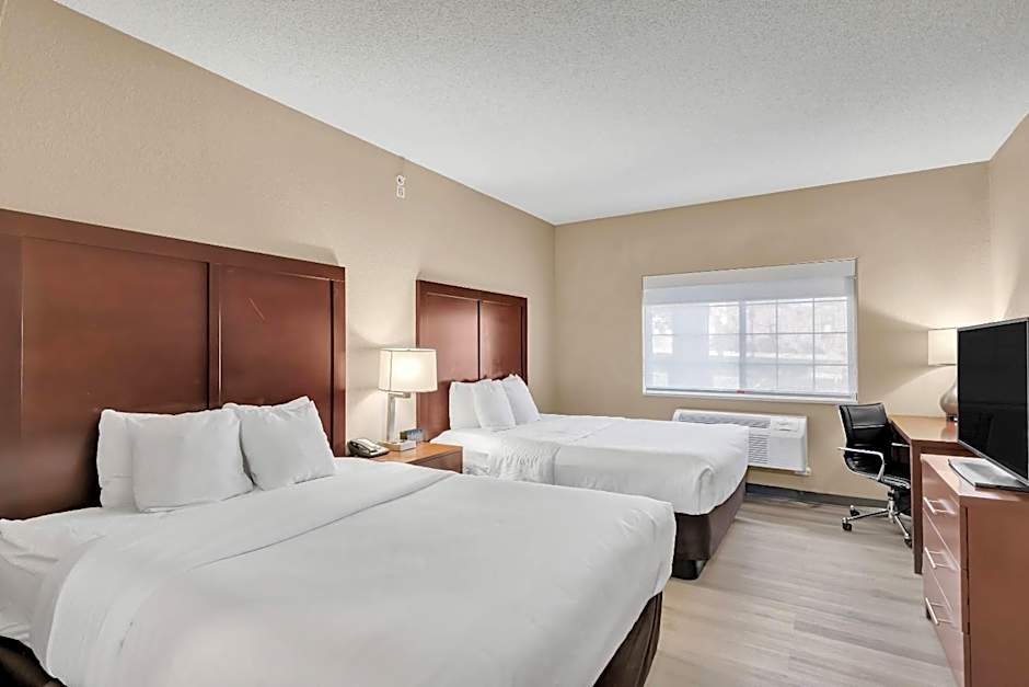 Comfort Suites Lakewood - Denver