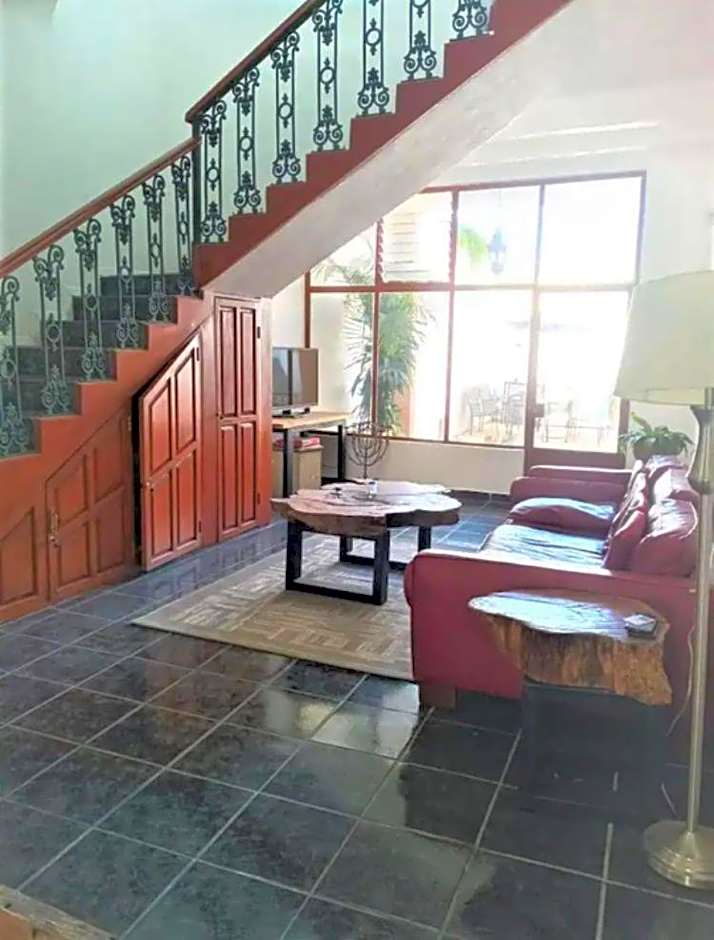 Comoda habitacion con baño privado morelos 1