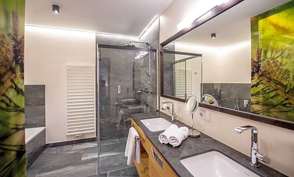 Hotel DAS ROYAL in Obereggen