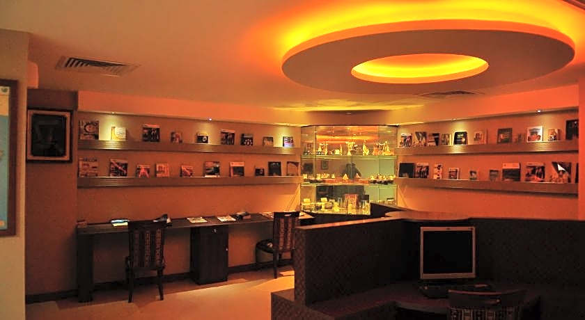 Al Bahjah Hotel