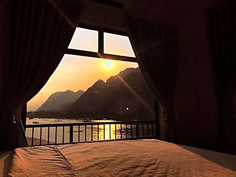 Phong Nha Coco Riverside