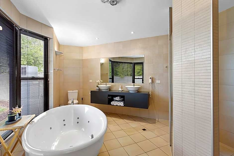 Merlot Verdelho Townhouses