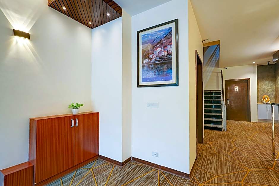 Hotel 91 Golf Course Road