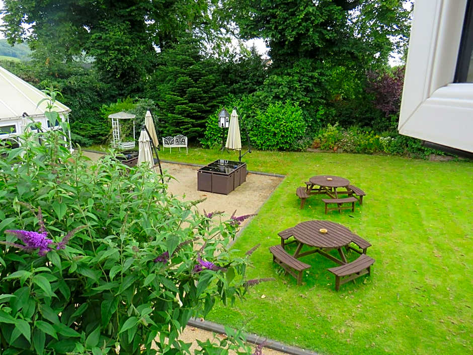 Ganton Greyhound Inn