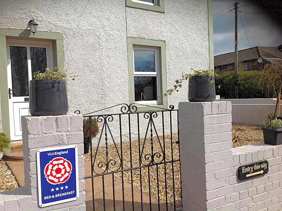 Midtown Farm Bed & Breakfast