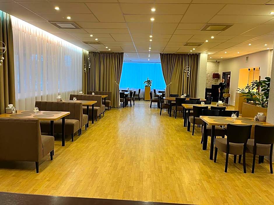 Hotel - cafe Naujoji Akmenė