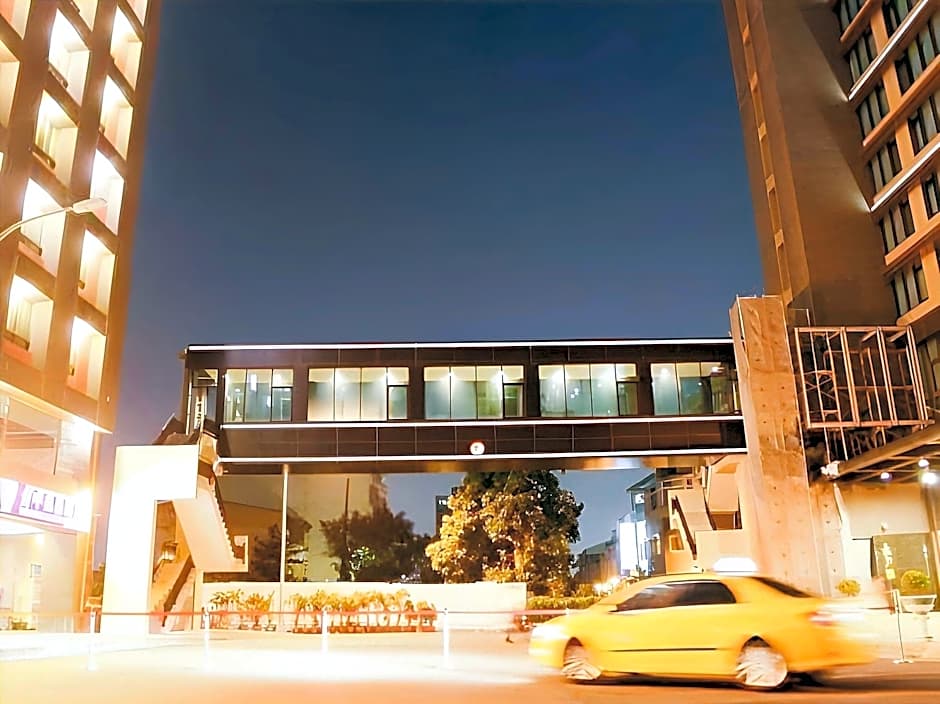 Golden Tulip Zhong Xin Hotel Taichung
