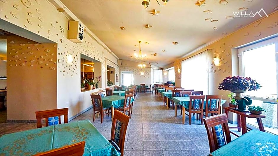 Willa Białe Piaski Pokoje i Noclegi Białogóra