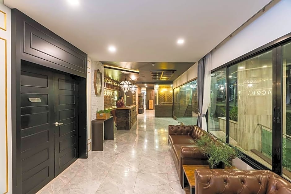 Acqua Hotel (SHA Plus)