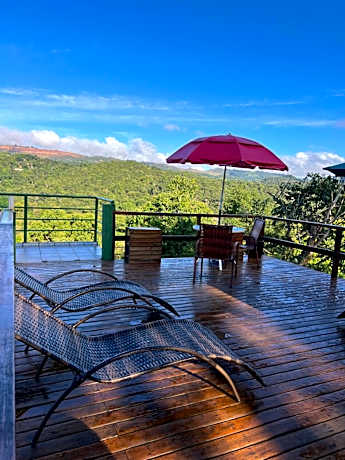Villa Macacos