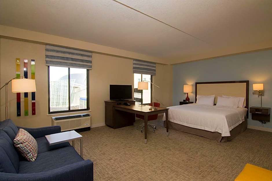 Hampton Inn By Hilton & Suites Tulsa Downtown, Ok