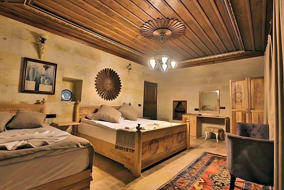 Caftan Cave Suites