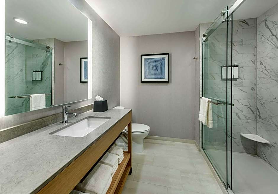 Hyatt Place Newark-Main Street