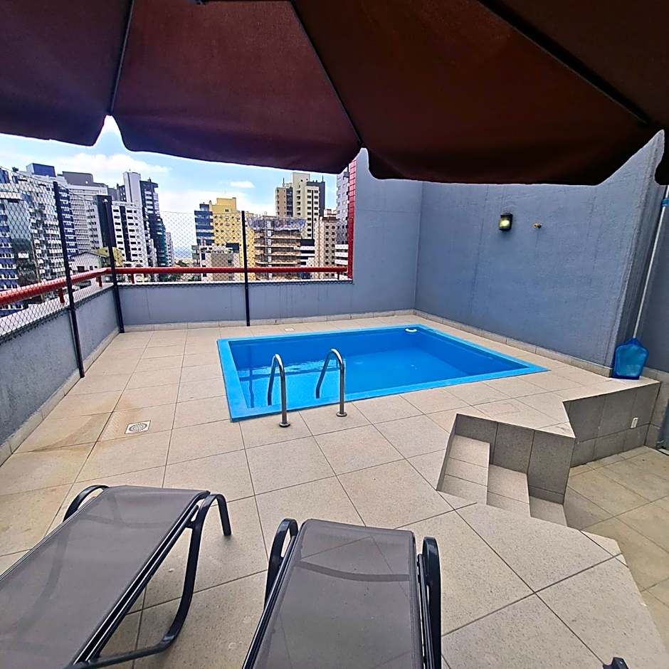 Cobertura 500m do mar | Ar | Piscina | Aceita Pet