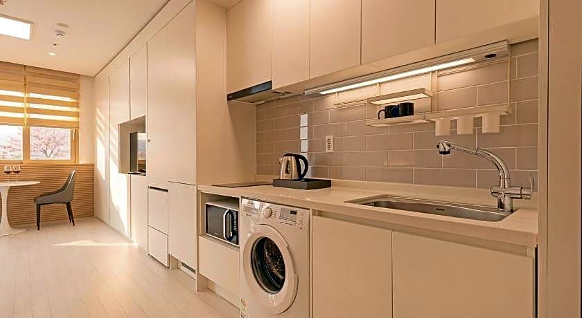 World Sky Residence Hotel