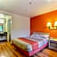 Motel 6-Pinole, CA
