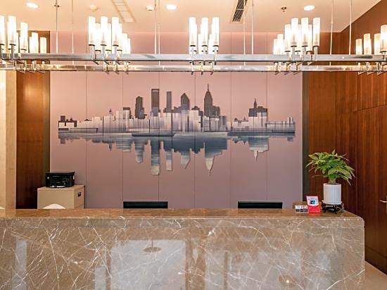Hanya Kaiyuan Yiju Hotel (Ningbo East New Town Convention and Exhibition Center)