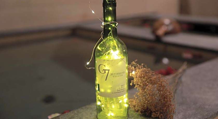 Wulai shuan hot spring house