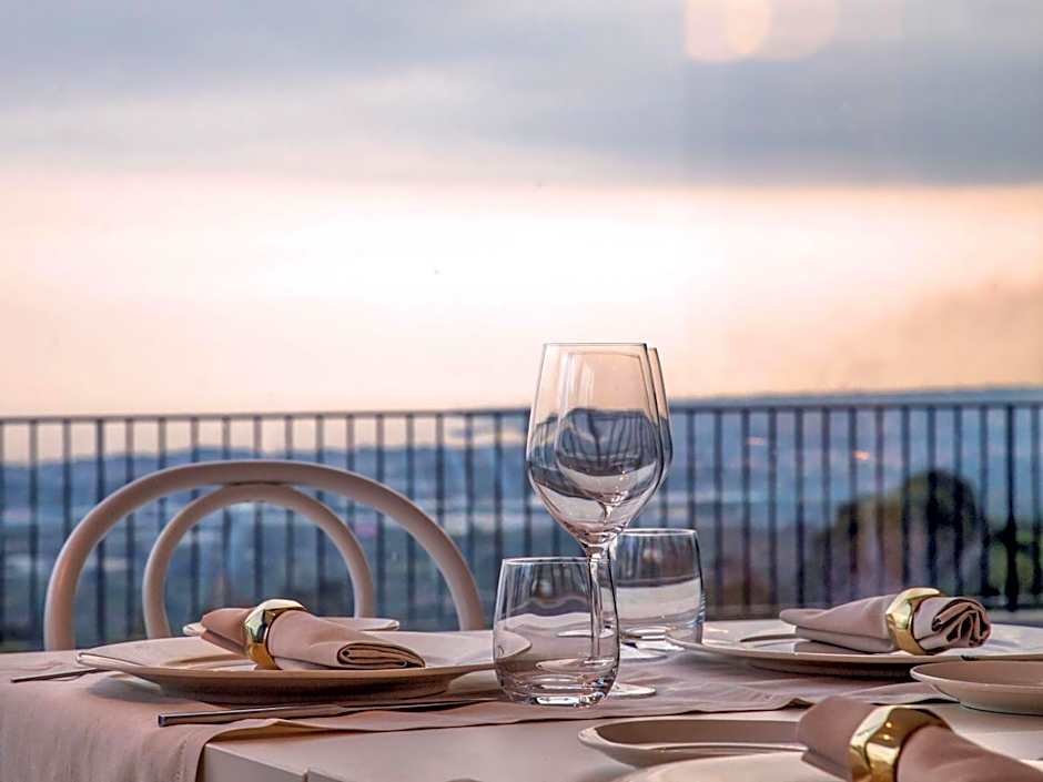 Talè Restaurant & Suite