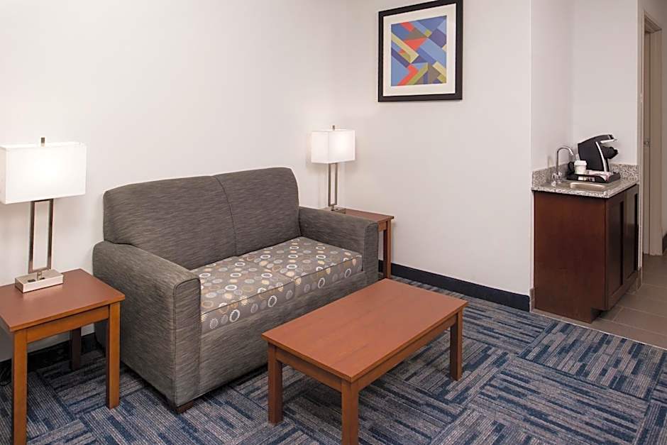 Holiday Inn Express & Suites Alamogordo Highway 54/70 By IHG