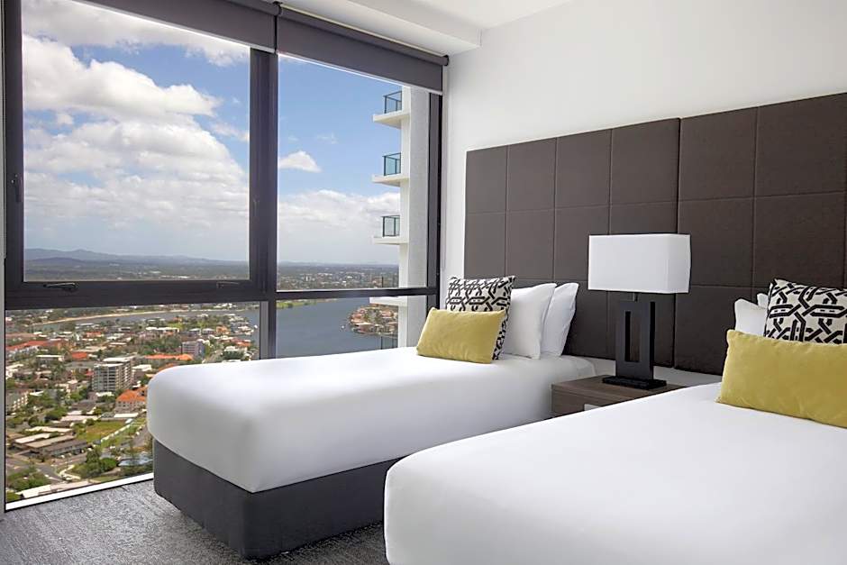Mantra Circle on Cavill Surfers Paradise