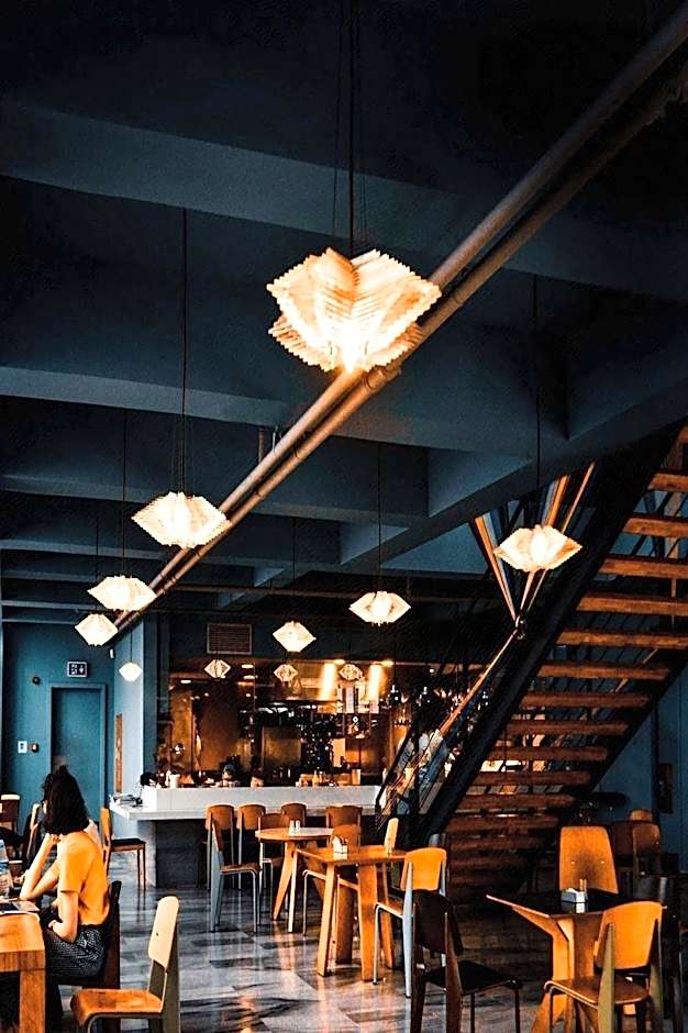 Lumen Bangkok Udomsuk Station