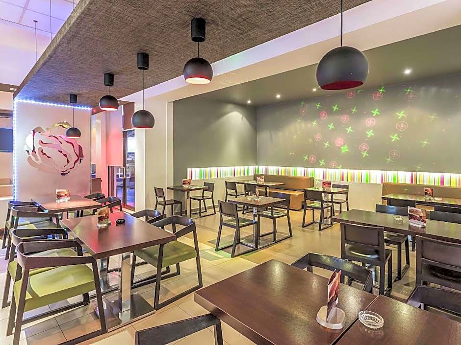 Ibis Oran Les Falaises