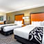 La Quinta Inn & Suites by Wyndham Champaign