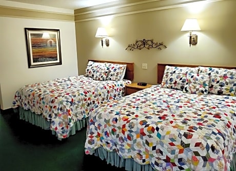 Deluxe Queen Room with Two Queen Beds - Non-Smoking