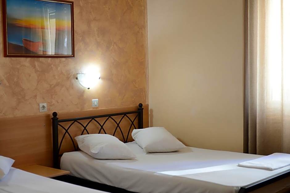 Electra Hotel Piraeus