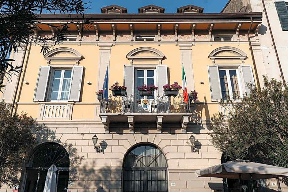 Hotel Palazzo Guiscardo Pietrasanta