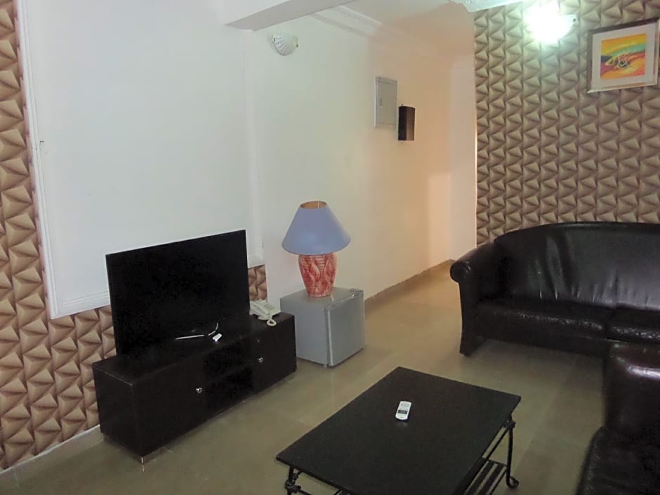 Silverland Hotels and Suites