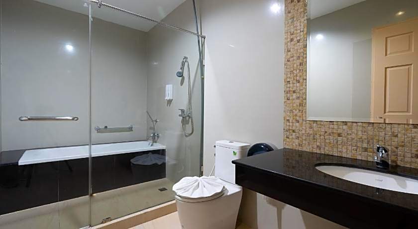 Greenview Ekkamai 10 Suite