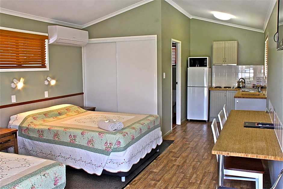 Barcaldine Country Motor Inn