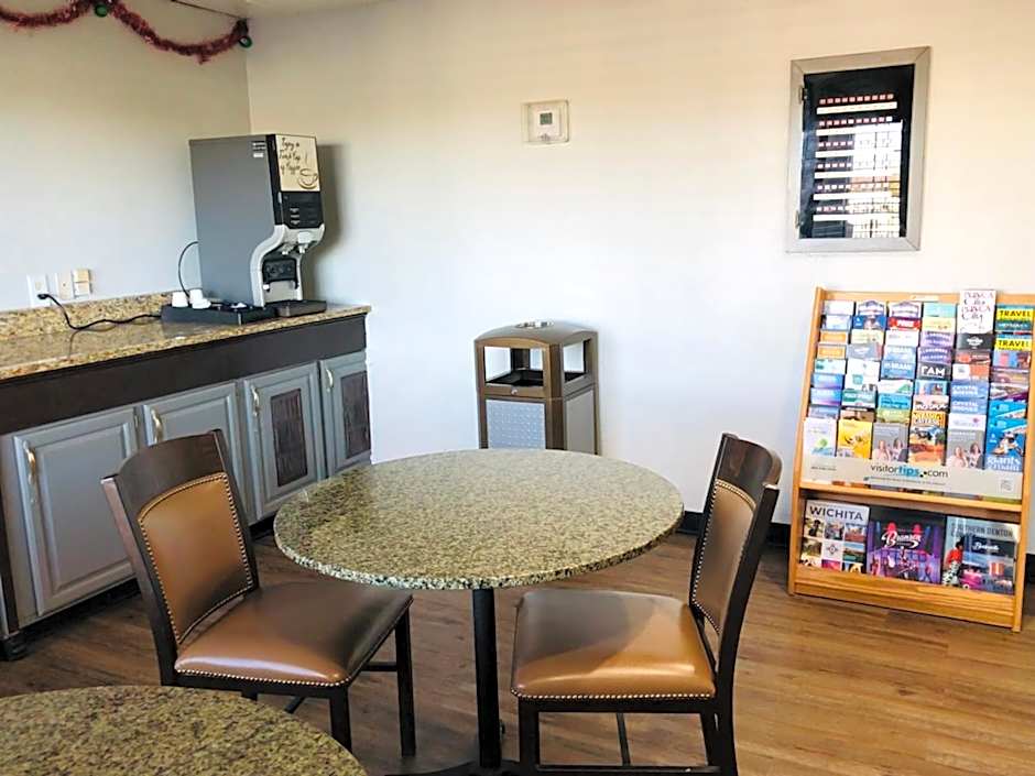 Motel 6 Tulsa, OK Airport