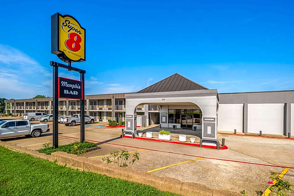 Photo 1 of 50 of Super 8 by Wyndham Longview/North