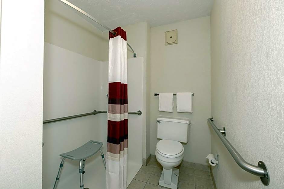 Red Roof Inn Edgewood