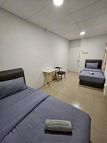 Twin Room with Shared Bathroom