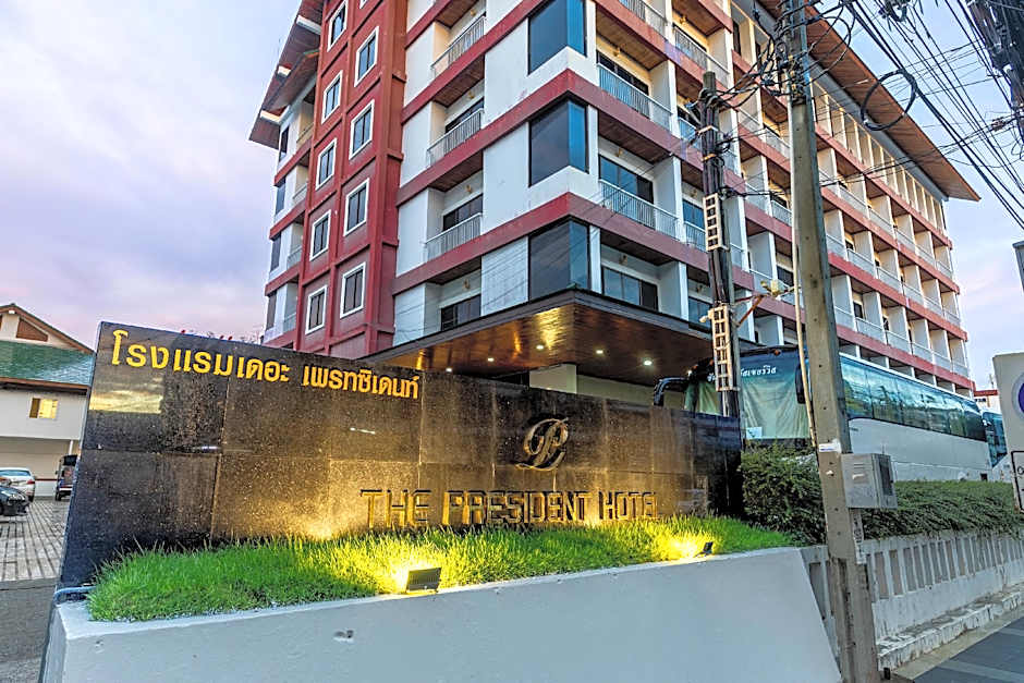 The President Hotel at Chokchai 4