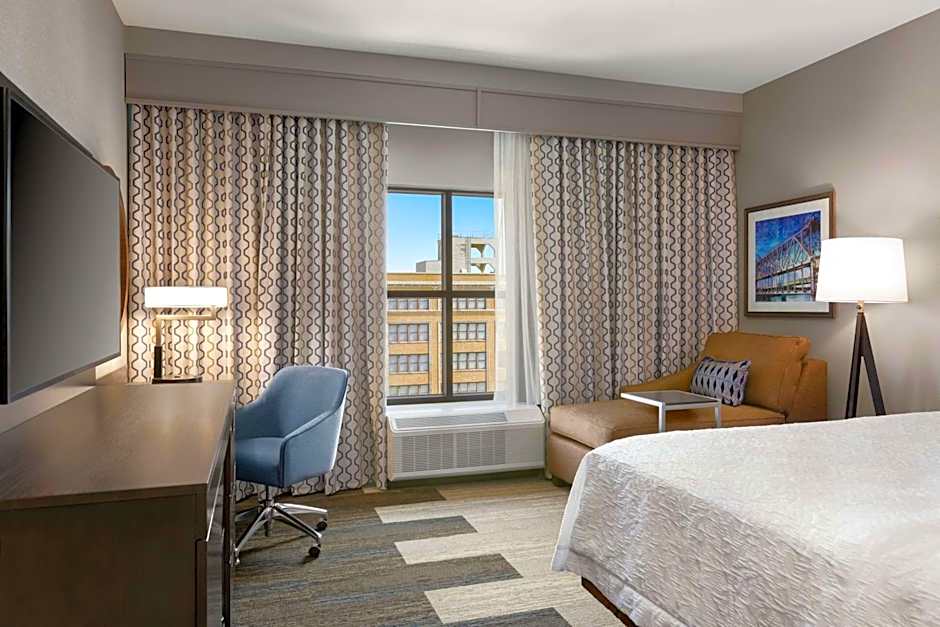 Hampton Inn By Hilton Suites Kansas City Downtown Crossroads