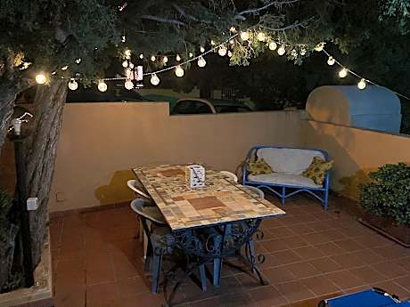 apartment - entire house or apartment